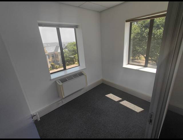514M² OFFICE TO LET IN BRYANSTON